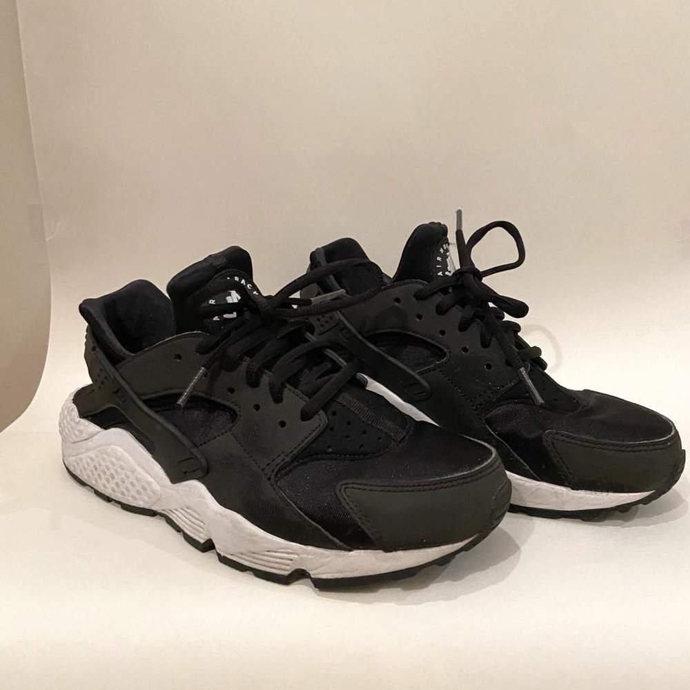 NIKE AIR HUARACHE RUNNERS SPORT GYM TRAINING WOMEN